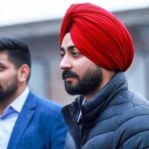 Meet your Posher, Parminder